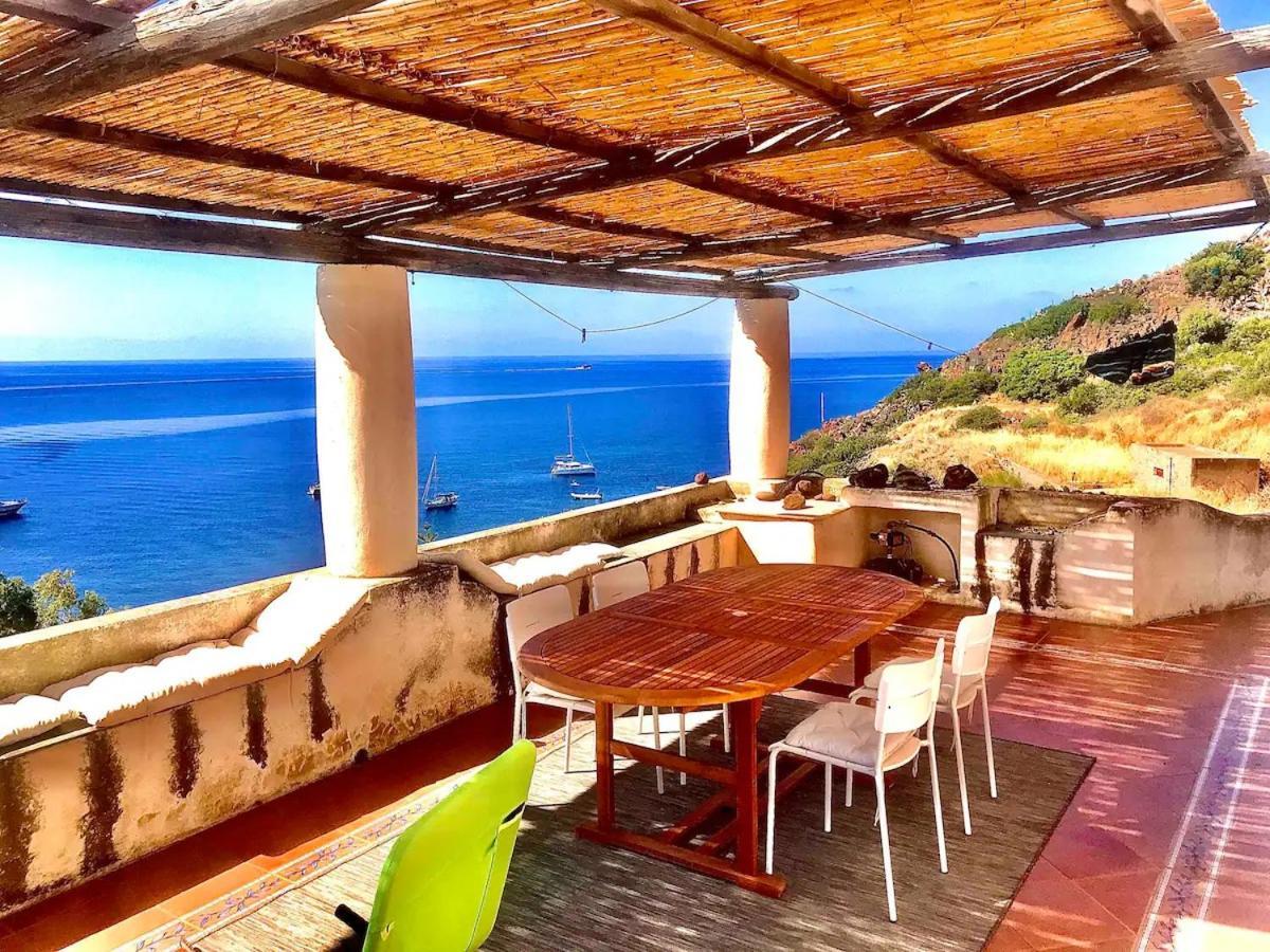 Villa The House Of The Rock Alicudi Exterior foto